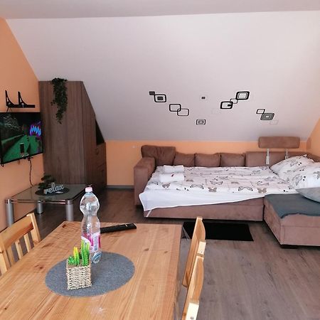 Zita Apartman Eger Extérieur photo