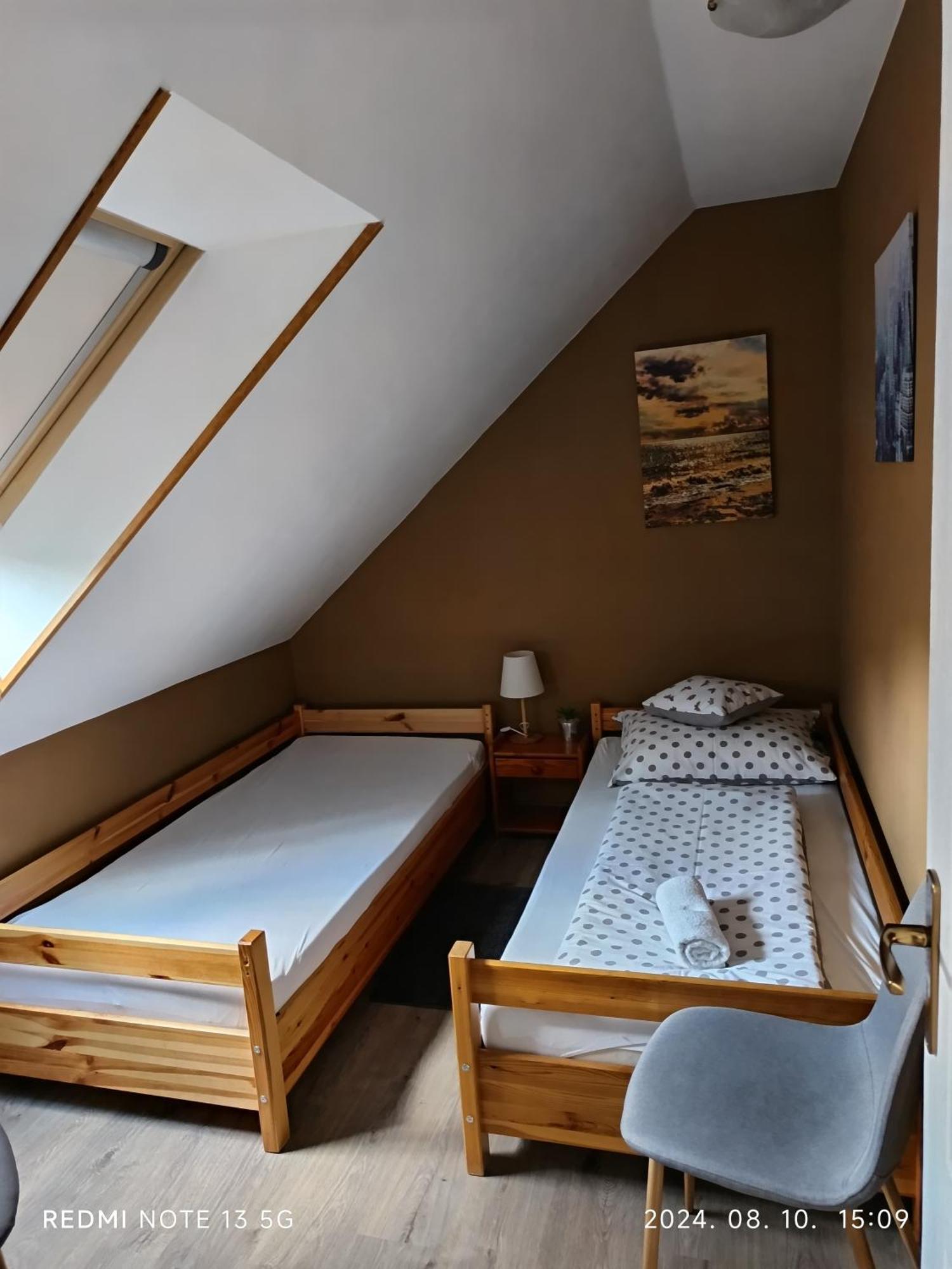 Zita Apartman Eger Chambre photo