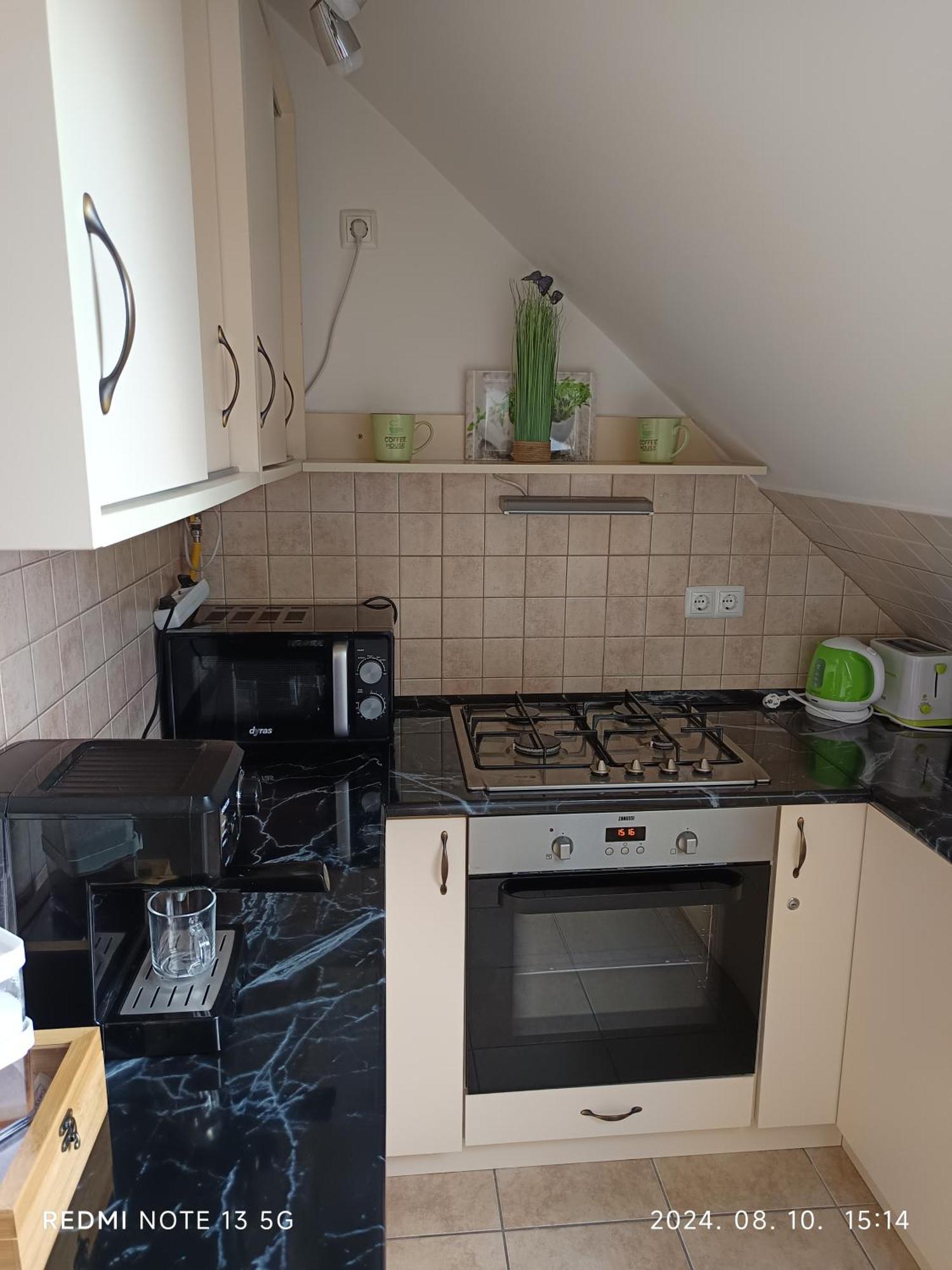 Zita Apartman Eger Chambre photo