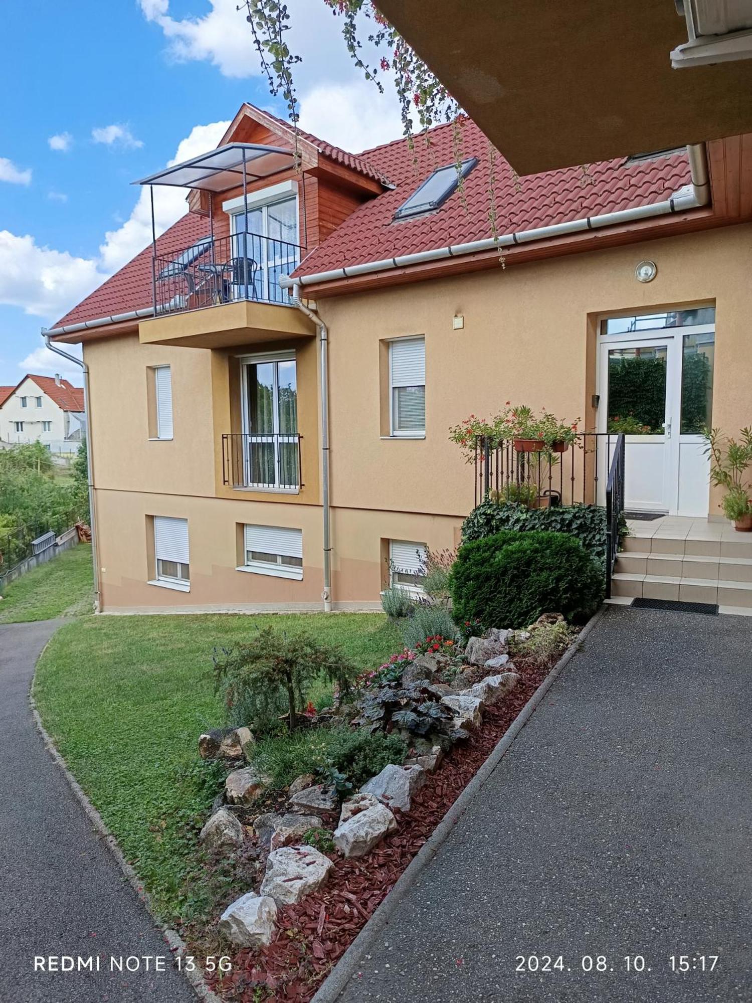 Zita Apartman Eger Extérieur photo